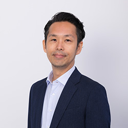 中路 健太郎